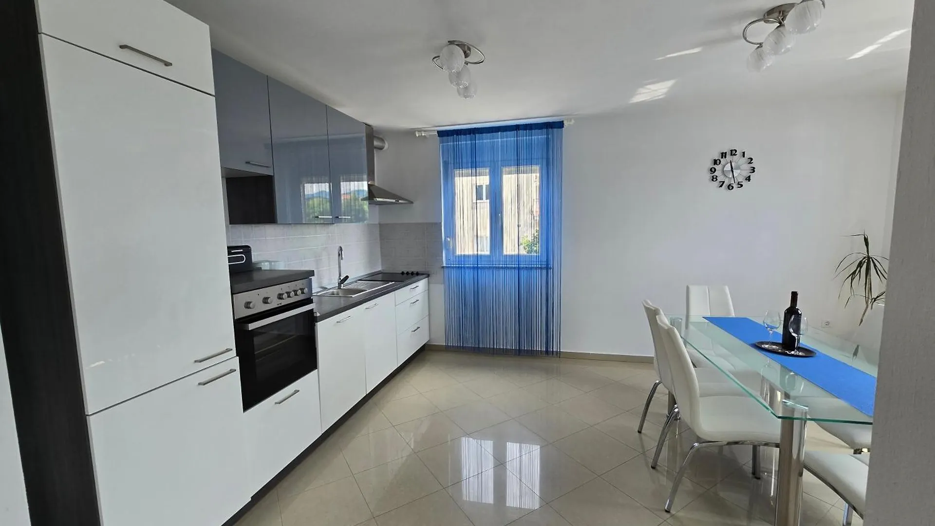 Apartments With A Parking Space Kastav, Opatija - 13457